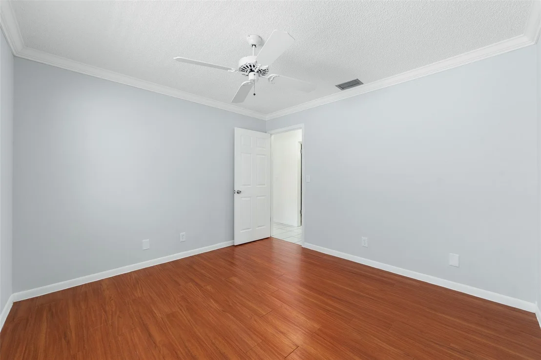 Photo of 9216 Sun Pointe Drive