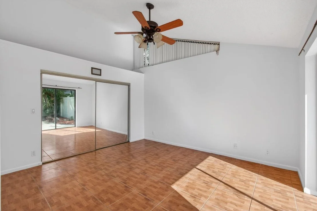 Photo of 1350 Periwinkle Place