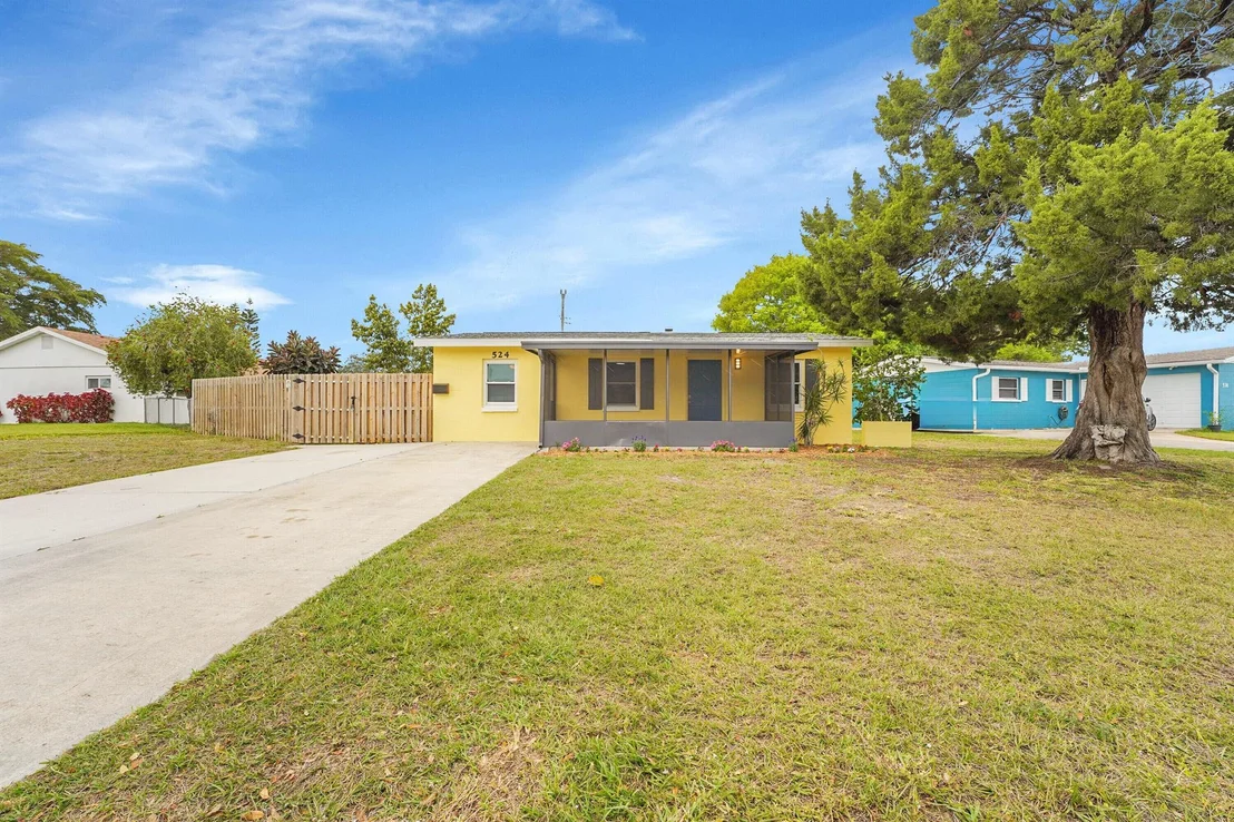 Photo of 524 Teak Drive