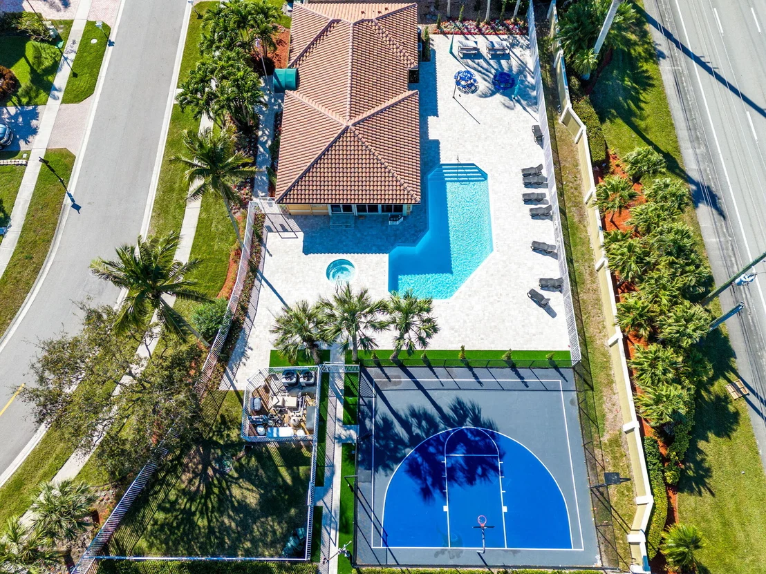 Photo of 7616 Colony Palm Drive