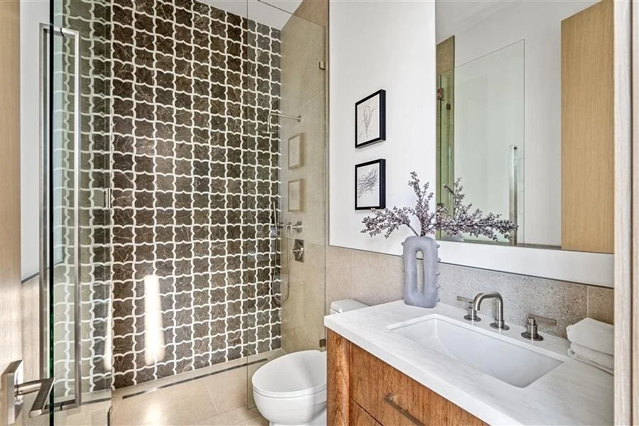 Photo of 1117 BEACH Drive