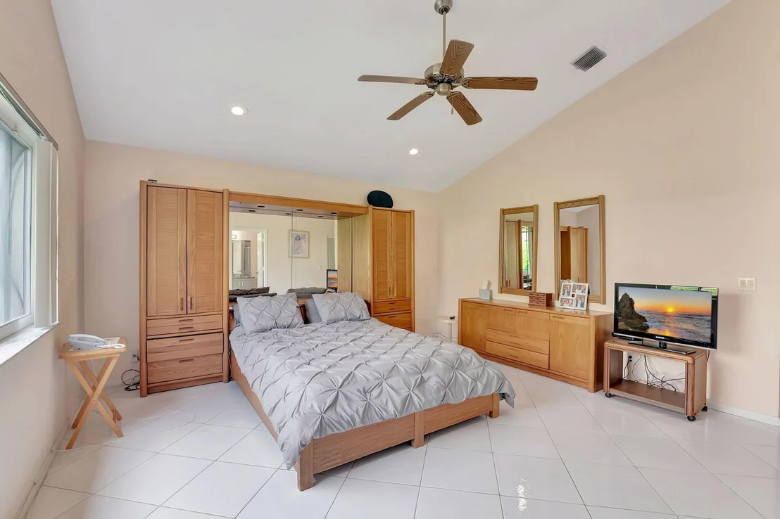Photo of 6851 Grenelefe Road