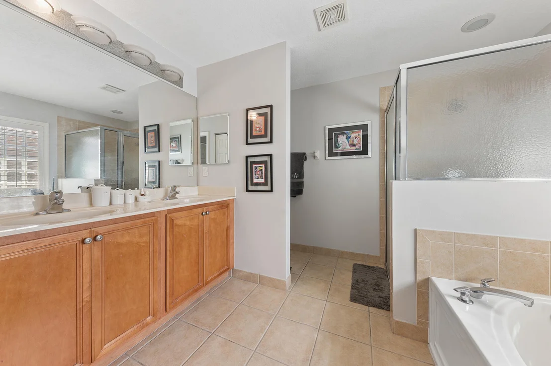Photo of 5318 VERNIO Lane