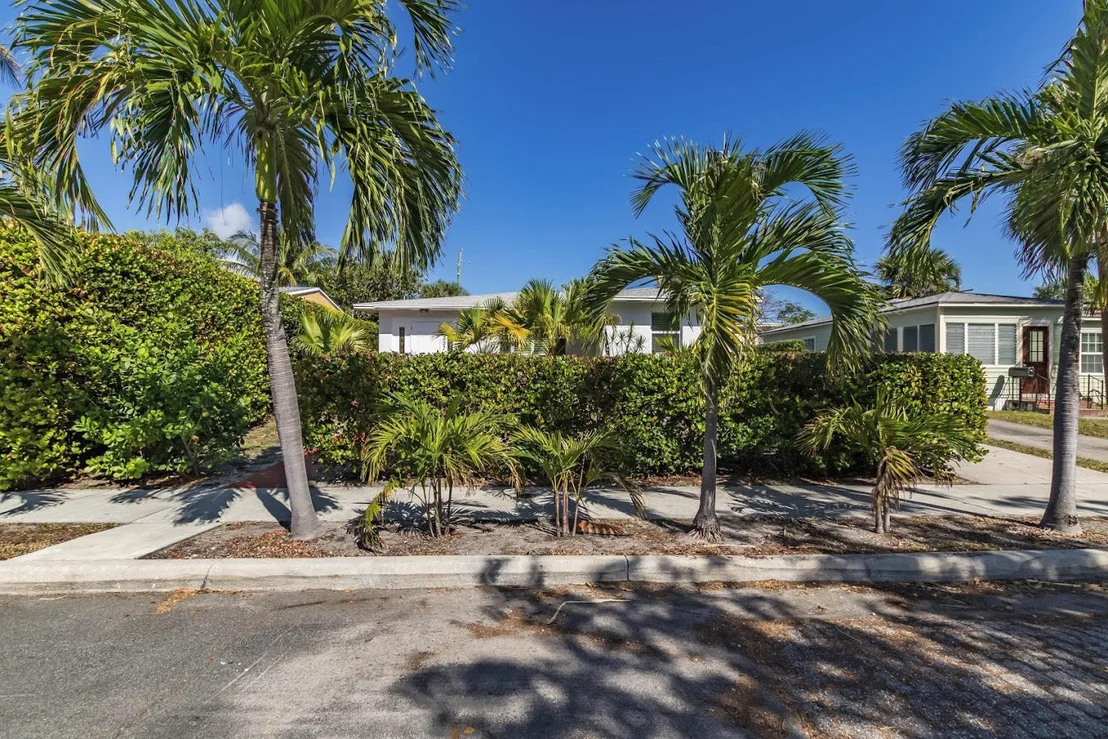 Photo of 227 Greymon Drive