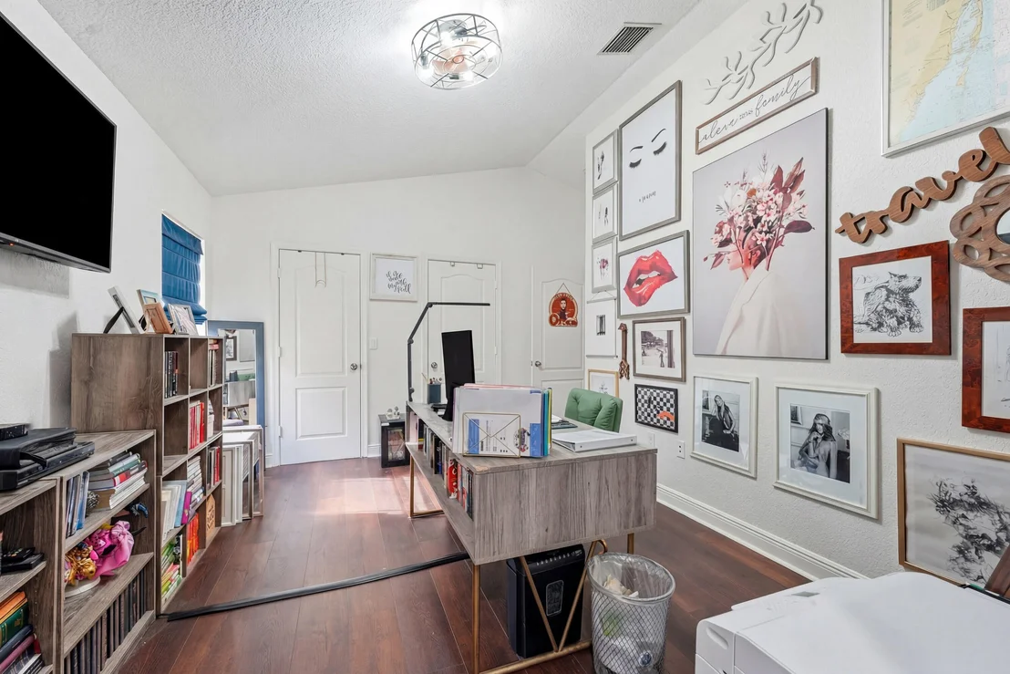 Photo of 3221 Johns Place