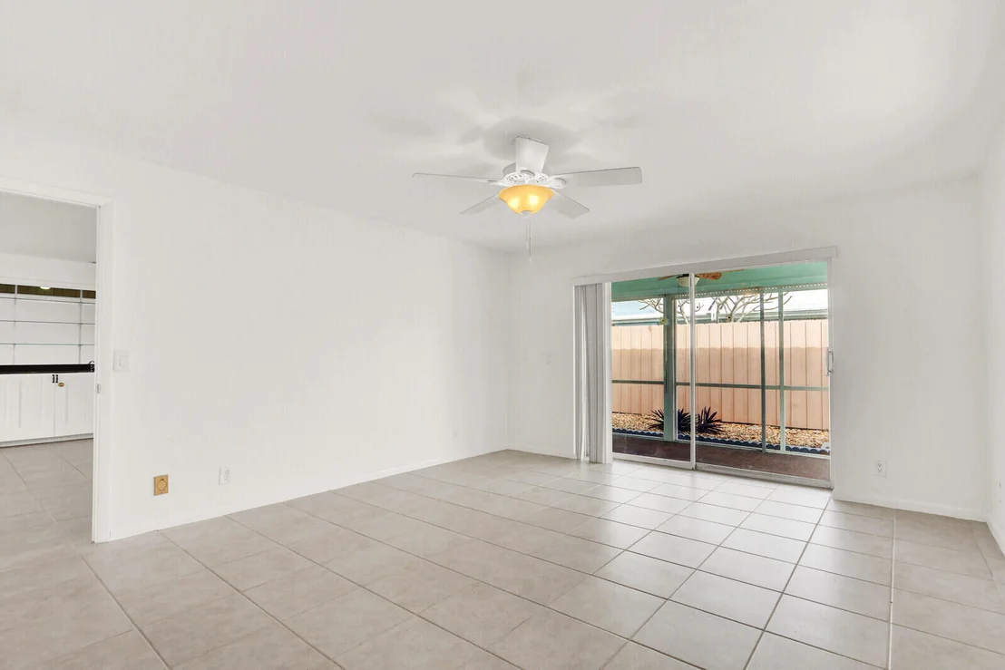 Photo of 3 SE Paddock Circle