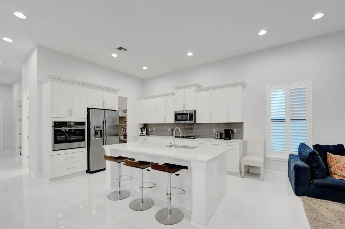 Photo of 7041 Edison Place