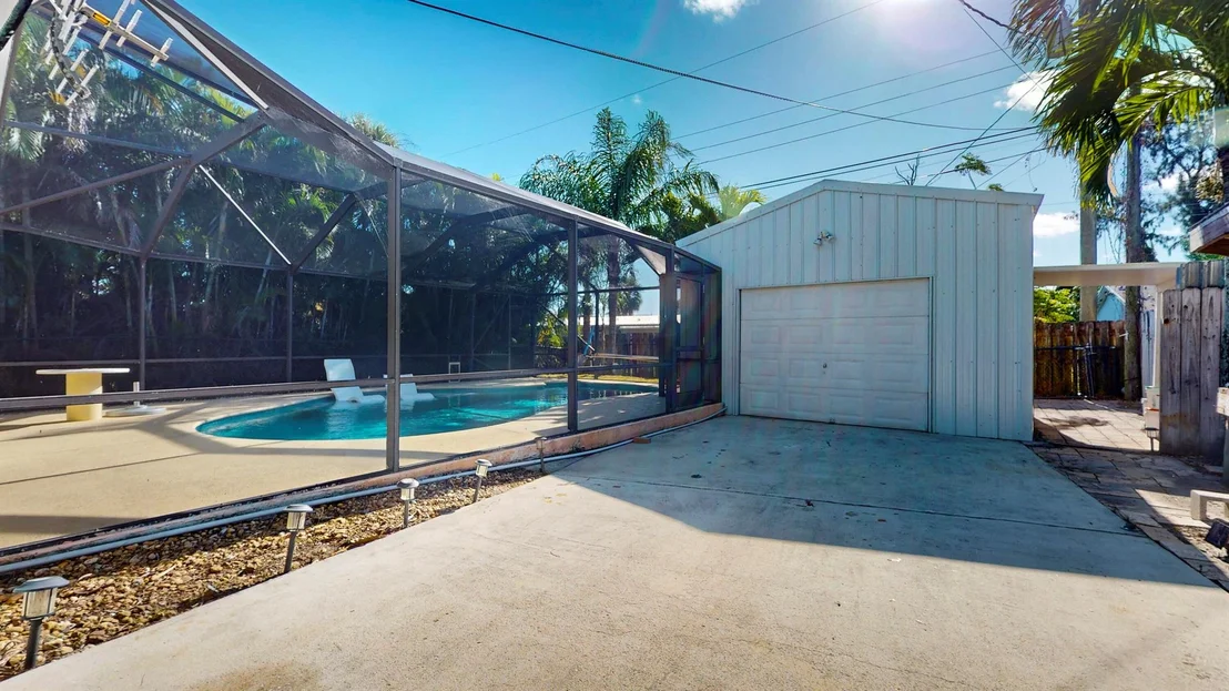 Photo of 3108 SE Iris Street