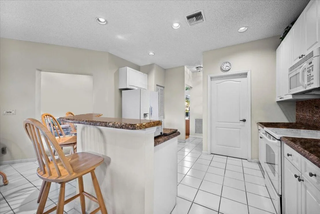 Photo of 180 Egret Circle