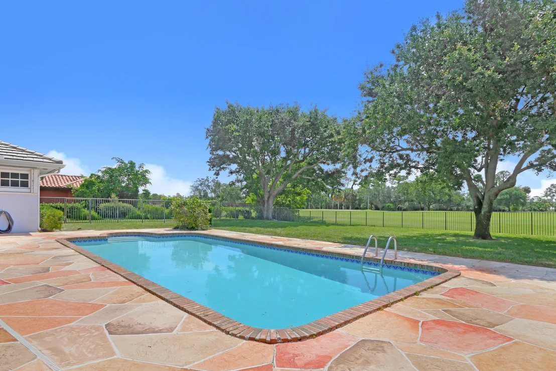 Photo of 409 Glenbrook Drive