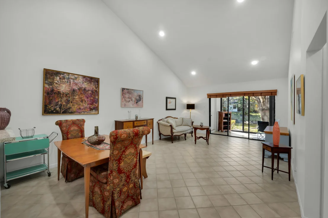 Photo of 10980 Lake Front Place