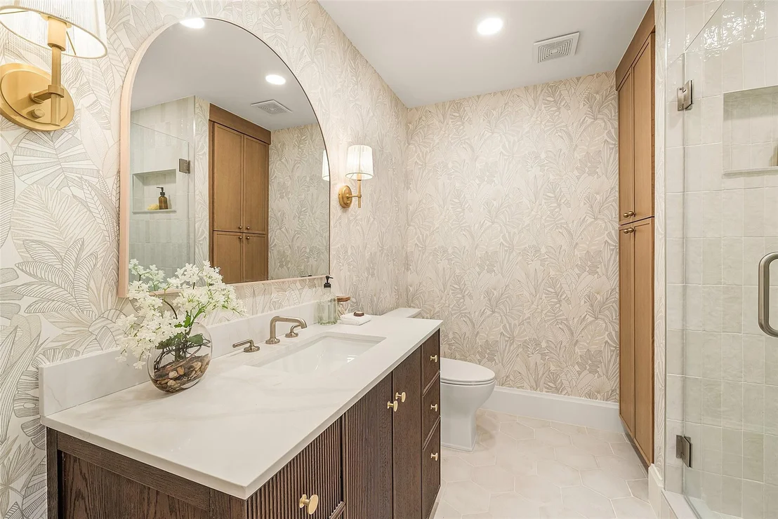 Photo of 4877 Pineview Circle