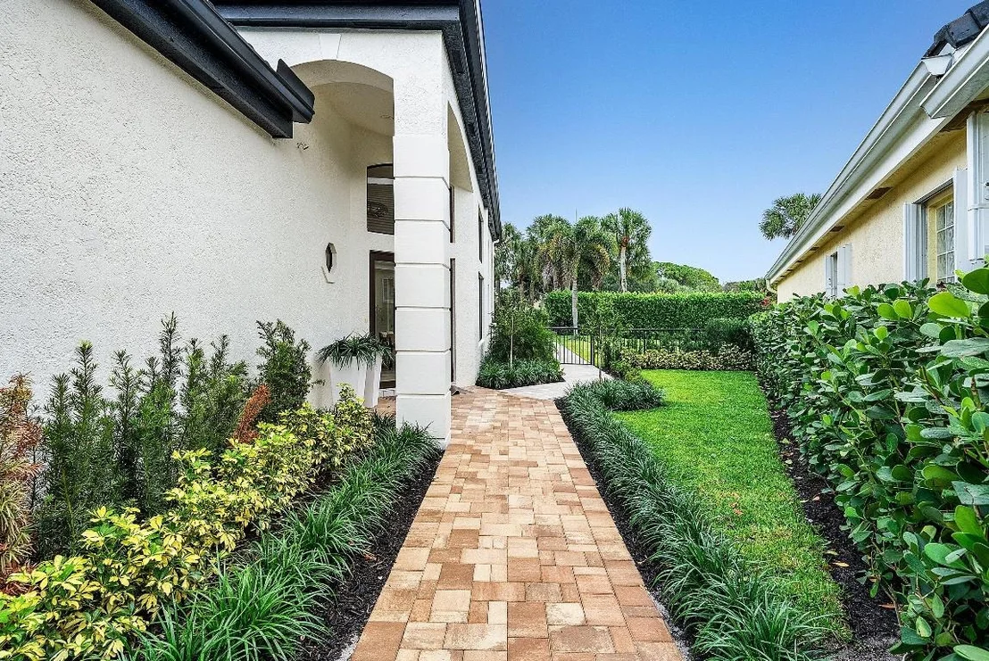 Photo of 154 Windward Drive