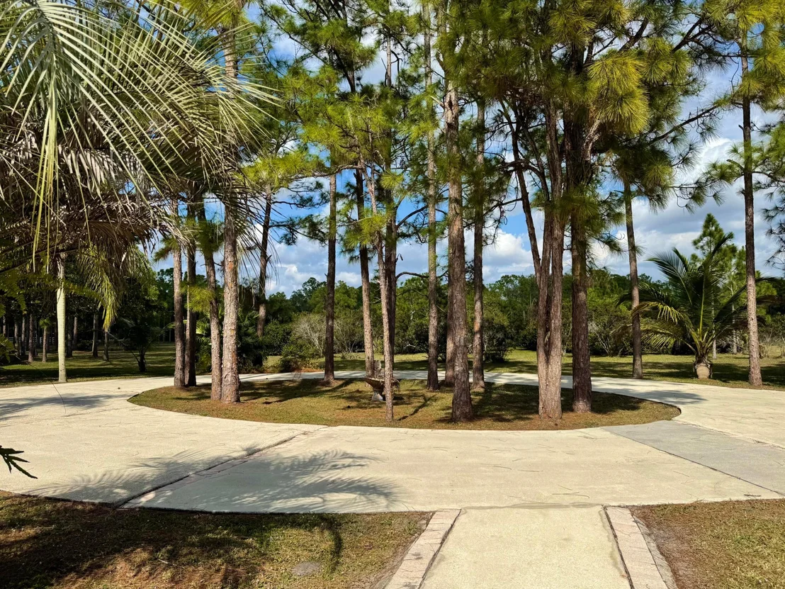 Photo of 2884 SE Ranch Acres Circle