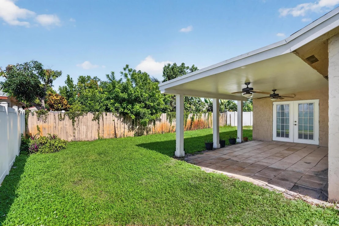 Photo of 702 PLACE TAVANT