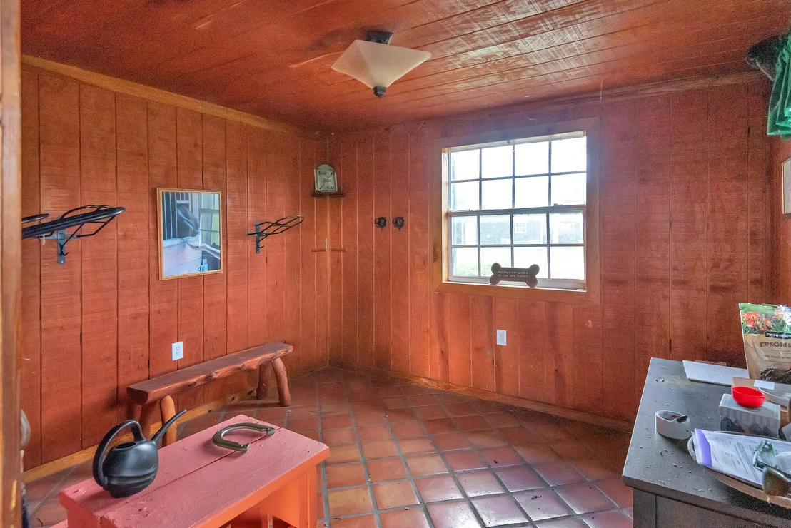 Photo of 10094 165th Street N