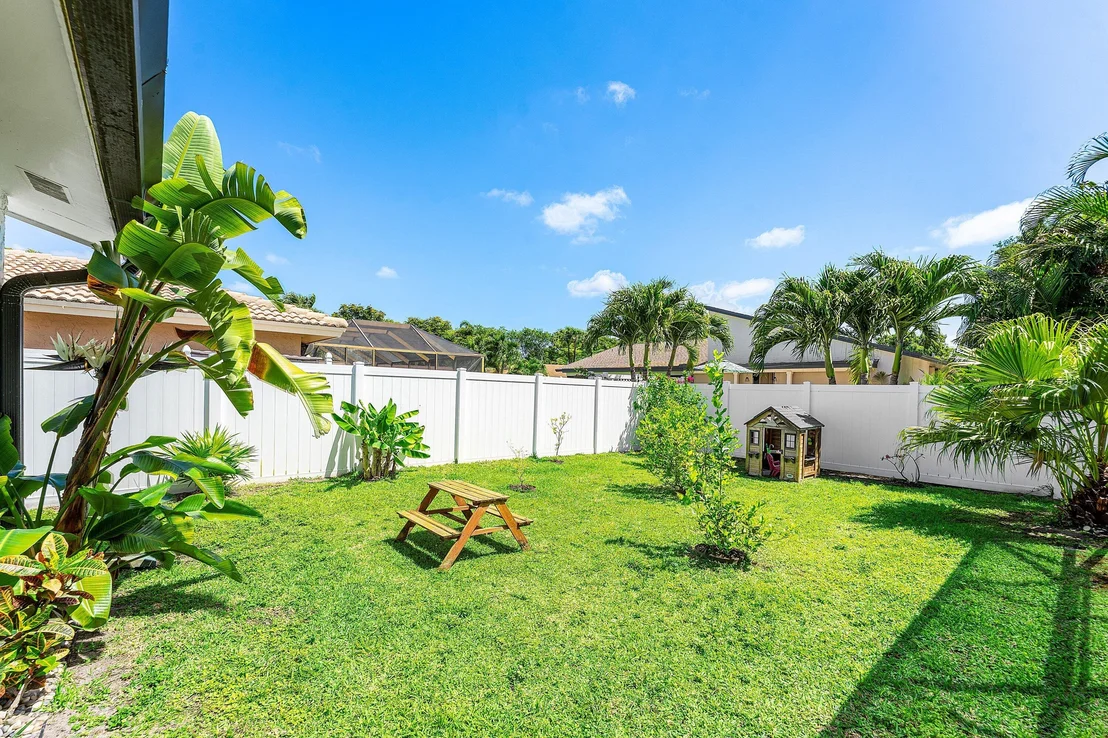 Photo of 17680 Pine Needle Terrace