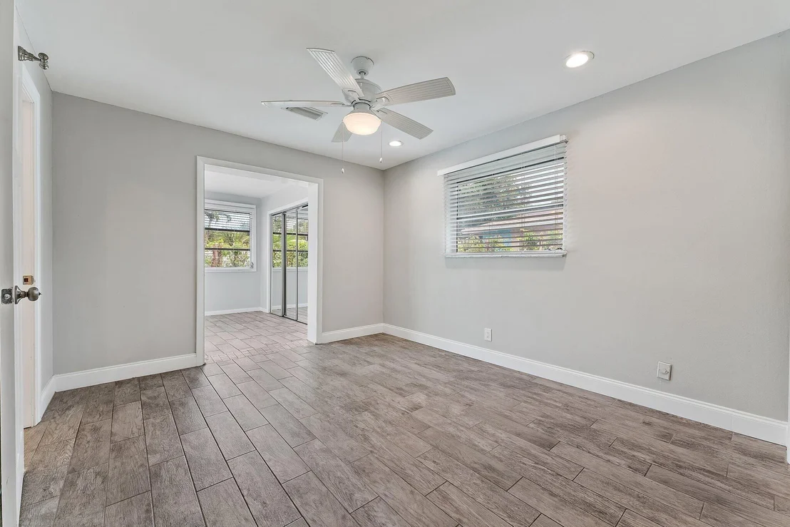 Photo of 538 Dover Road N