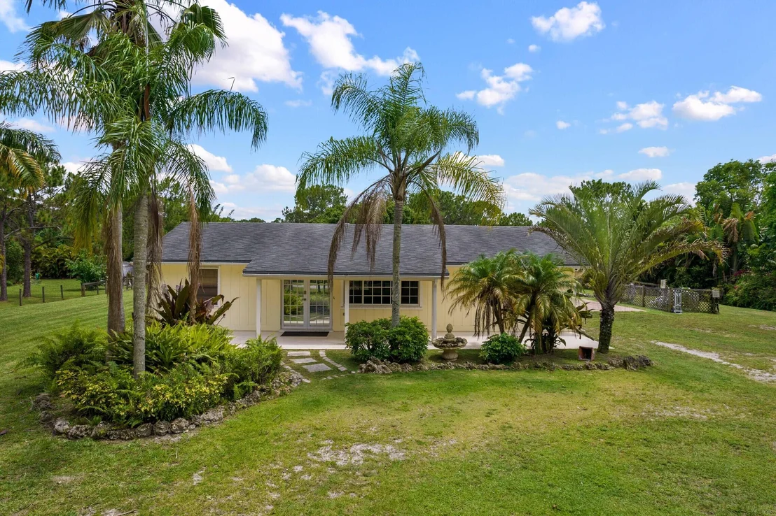 Photo of 10826 N 151st Lane