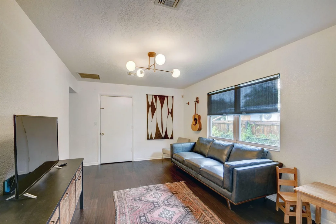 Photo of 4215 Sally Lane