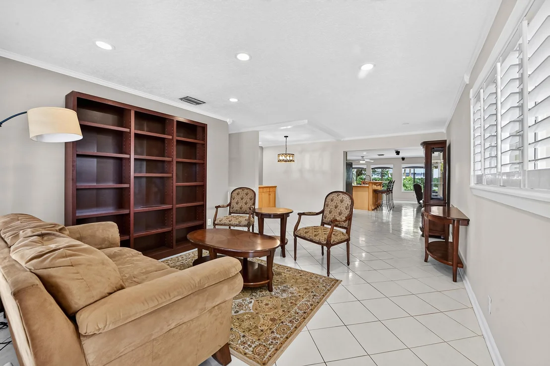Photo of 313 Poe Drive