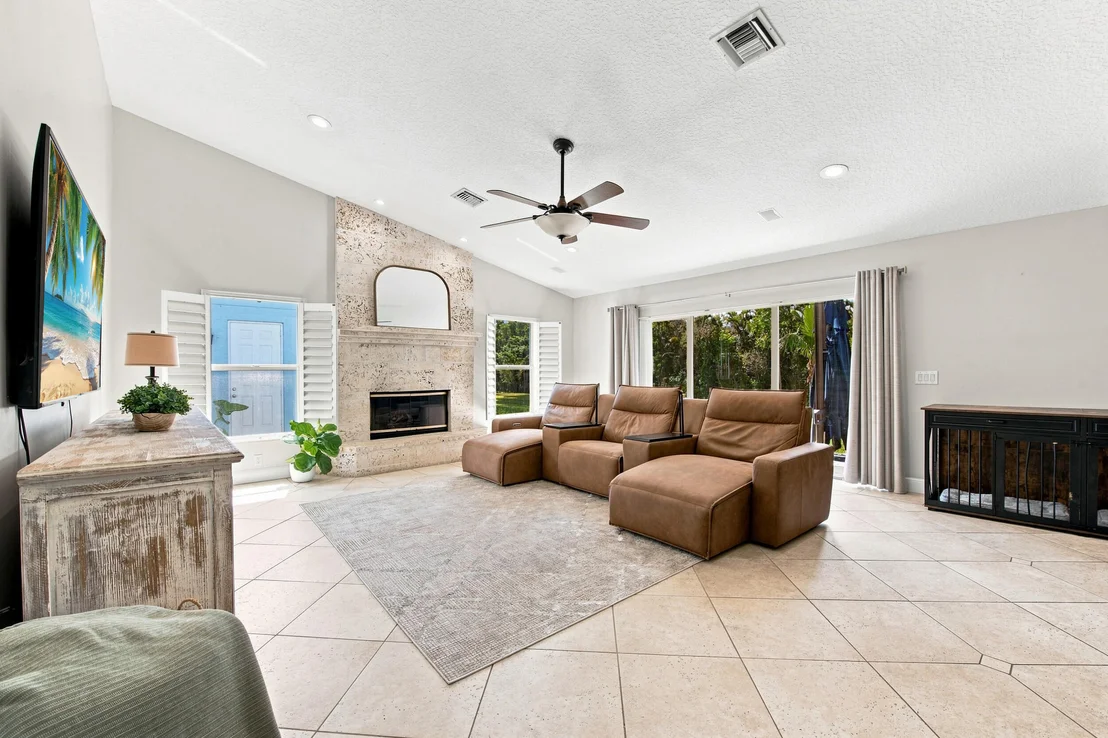 Photo of 16644 122nd Drive N