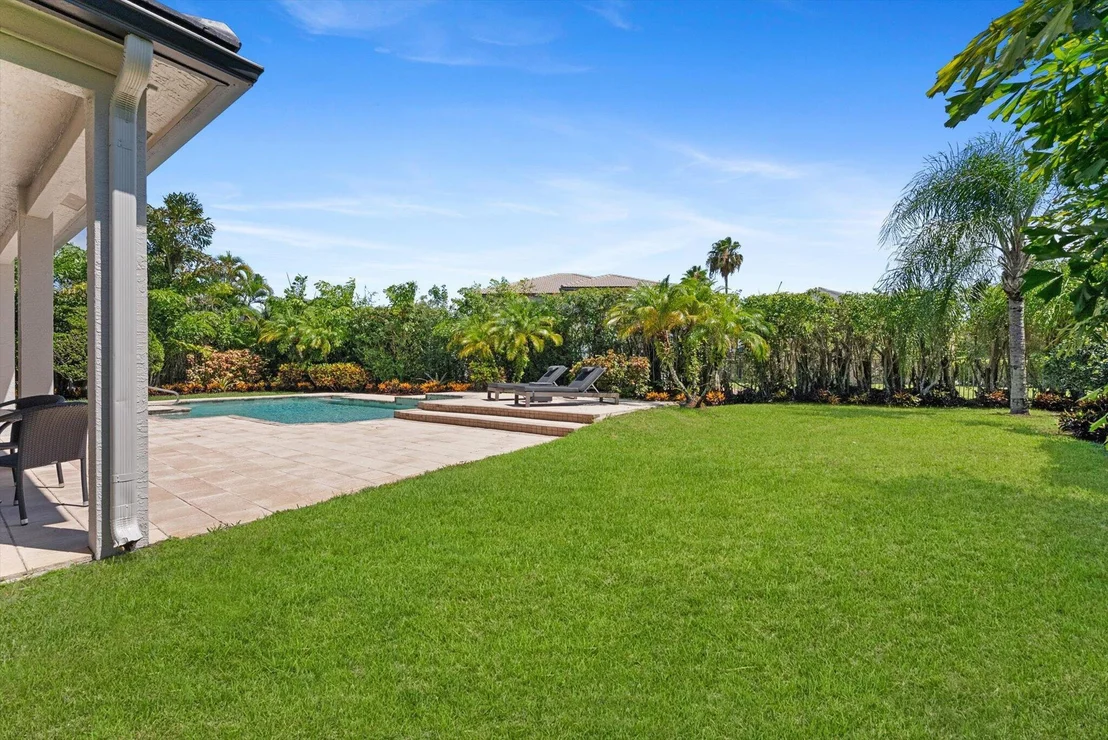 Photo of 19335 Skyridge Circle