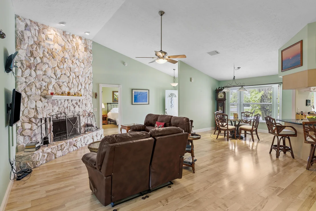 Photo of 4240 SE Happy Lane