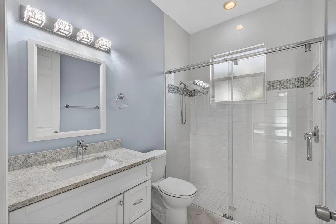 Photo of 111 N River Drive W
