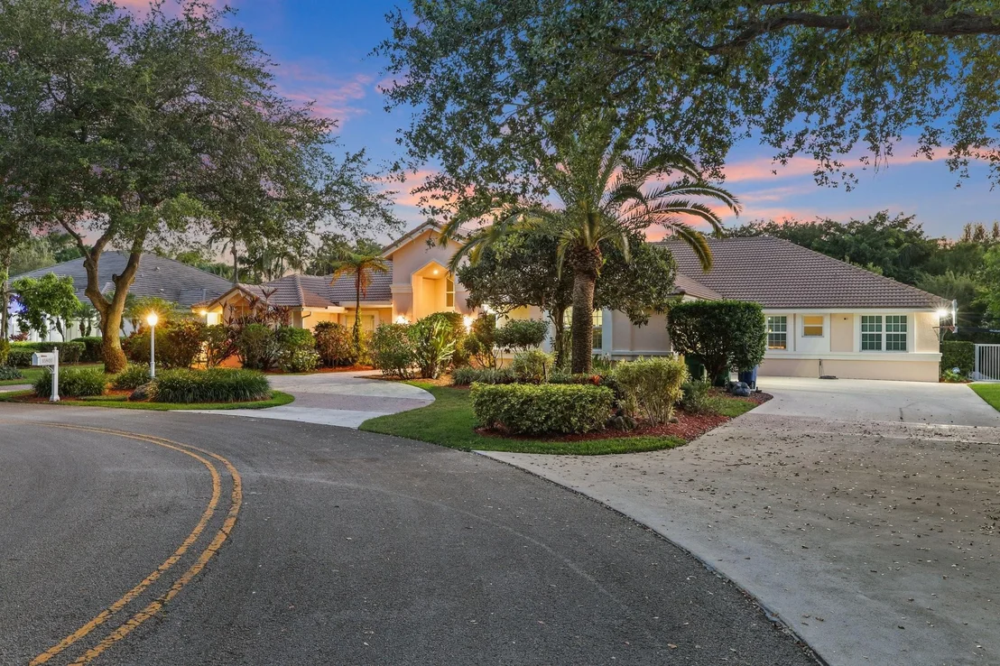 Photo of 10801 Indian Trail