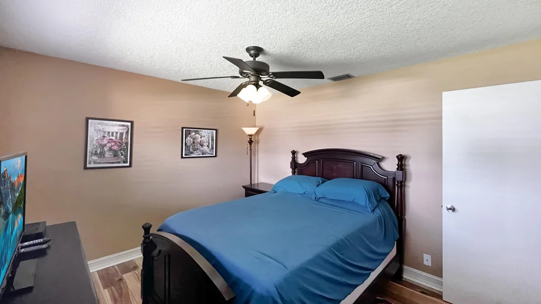 Photo of 6168 Overland Place