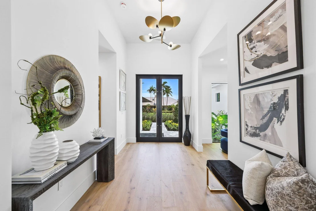 Photo of 3155 Equestrian Drive