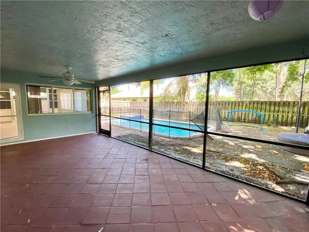 Photo of 2902 NW 24th Way