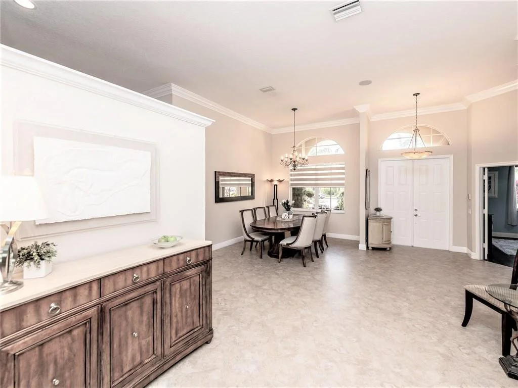 Photo of 1672 Eagle Bend