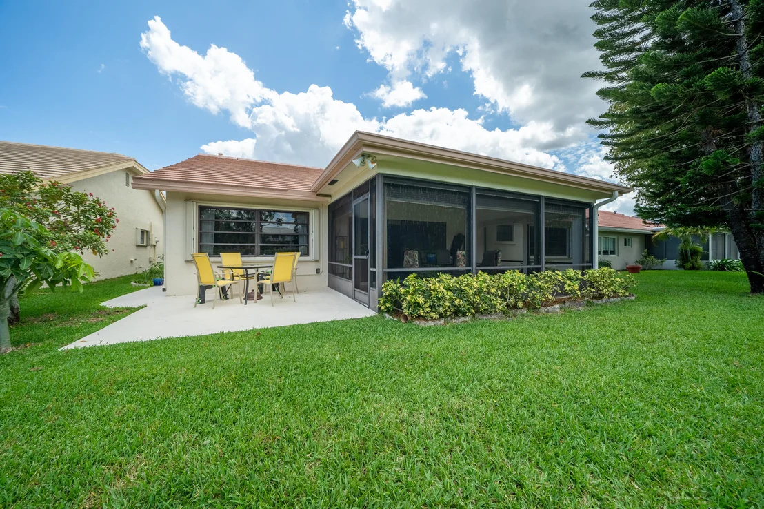 Photo of 6087 Petaluma Drive