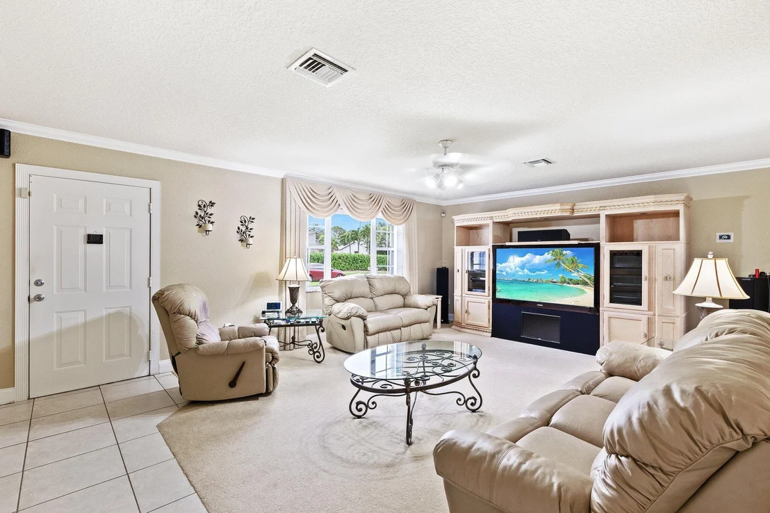 Photo of 4776 Canal Drive