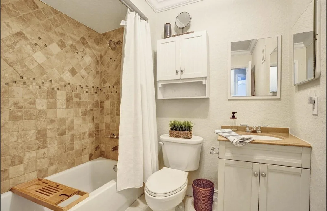 Photo of 14701 Madison Place