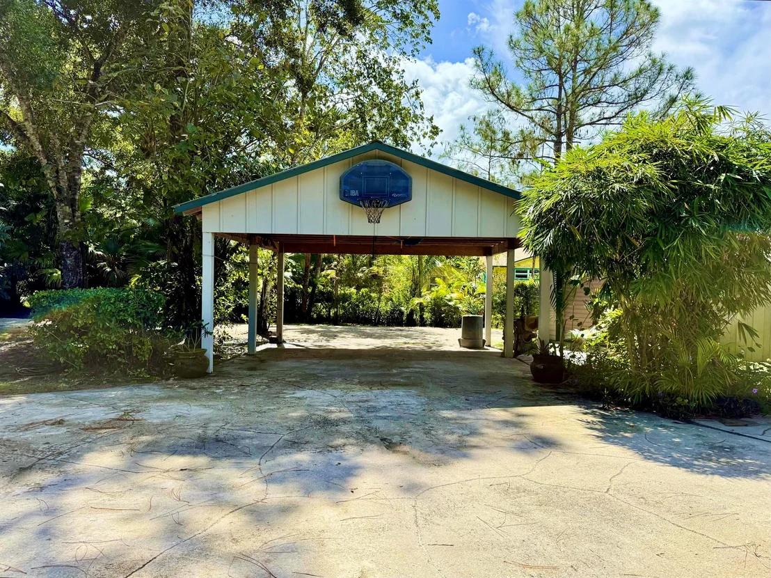 Photo of 17827 126 Terrace N