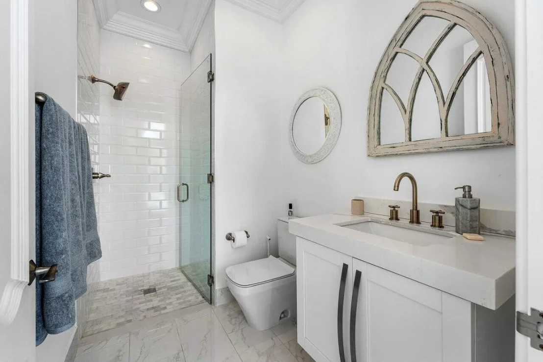 Photo of 6080 Old Ocean Boulevard