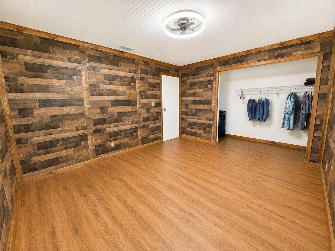 Photo of 1095 CHOBEE Loop