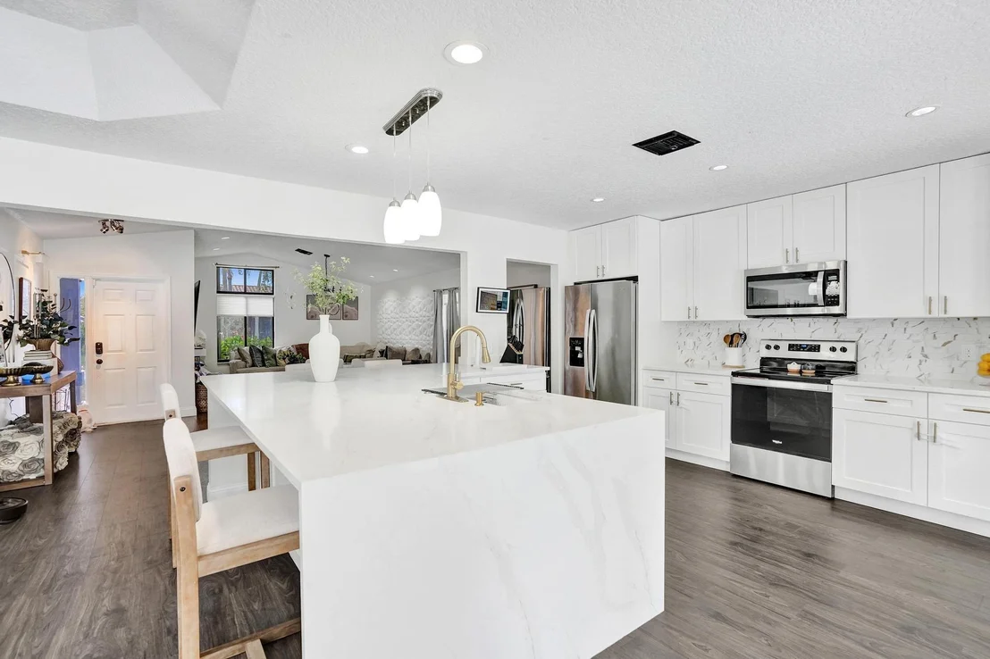 Photo of 3985 NW 73rd Way