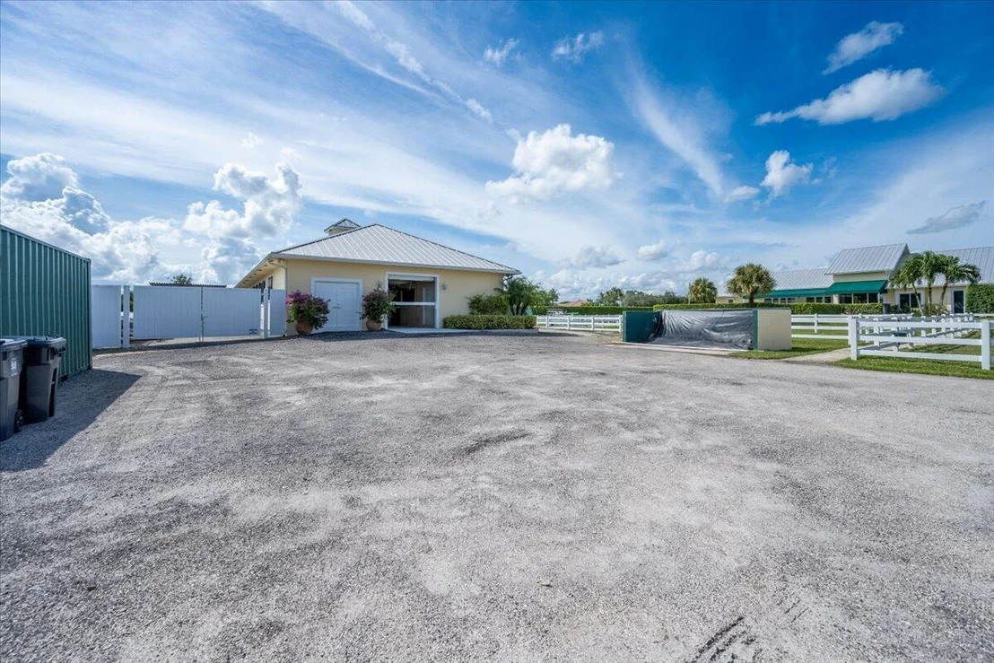 Photo of 14402 Laurel Trail