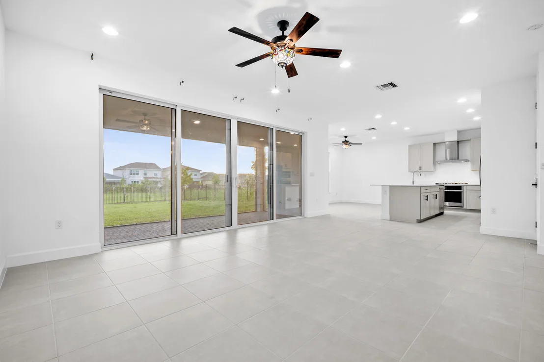 Photo of 1403 Thistle Place