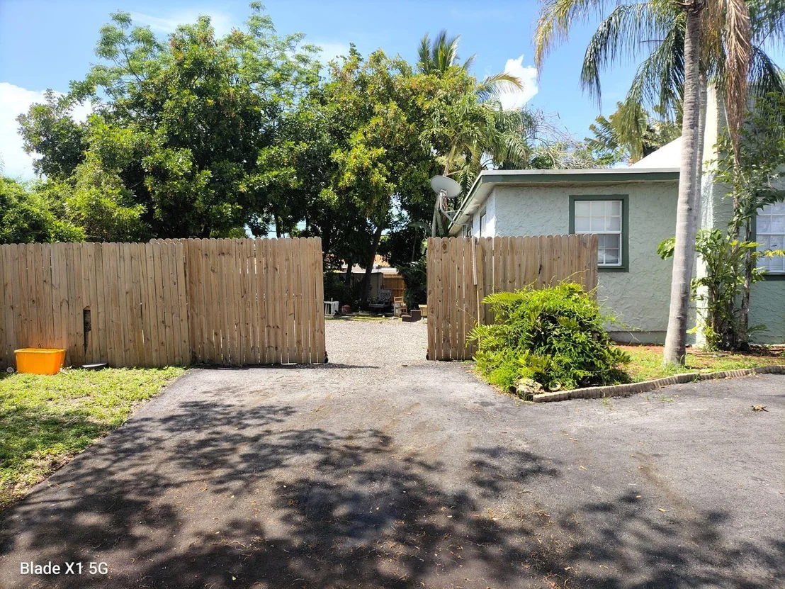 Photo of 816 Lytle Street