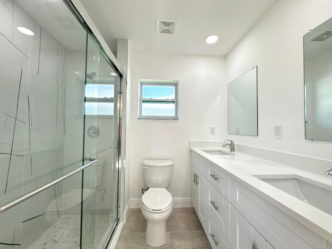 Photo of 4916 Biscayne Drive