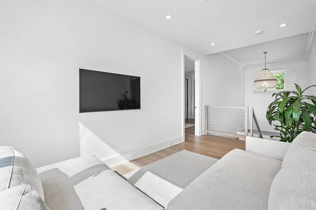 Photo of 145 Commodore Drive