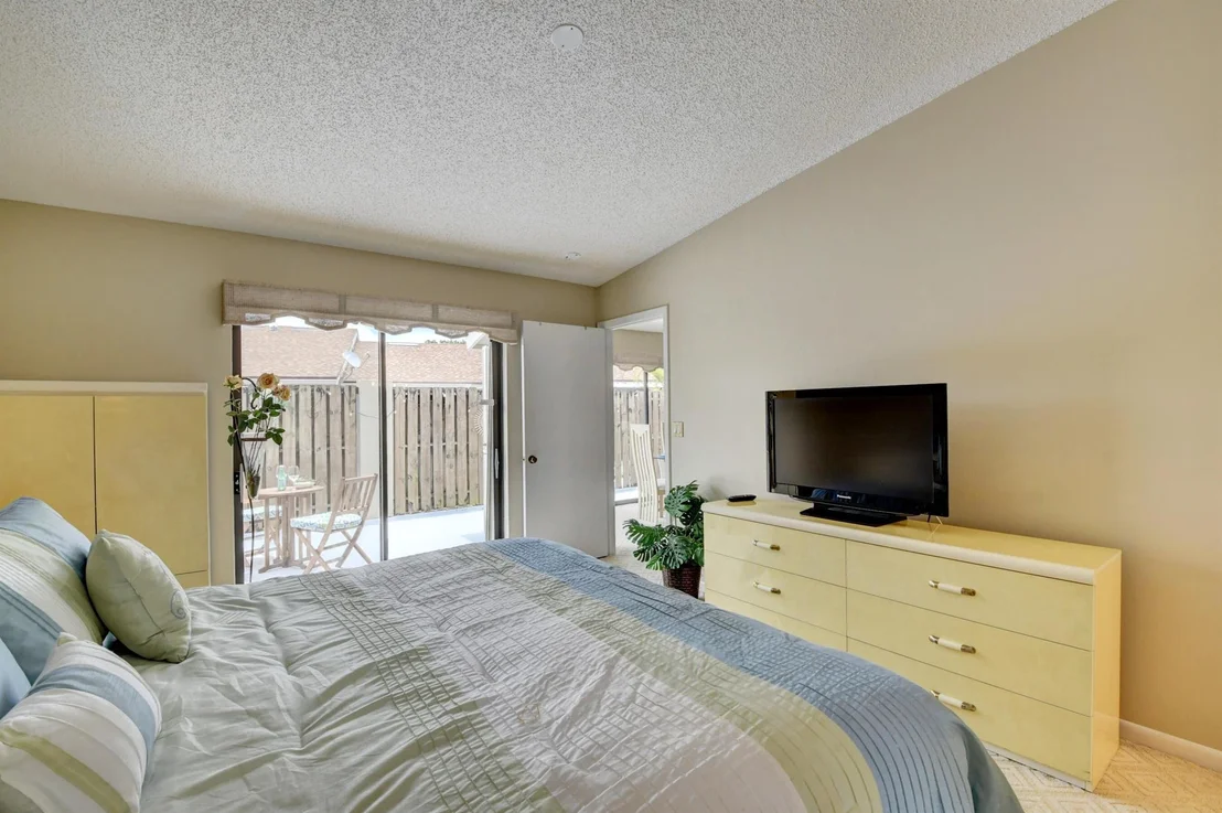 Photo of 174 Meadows Drive