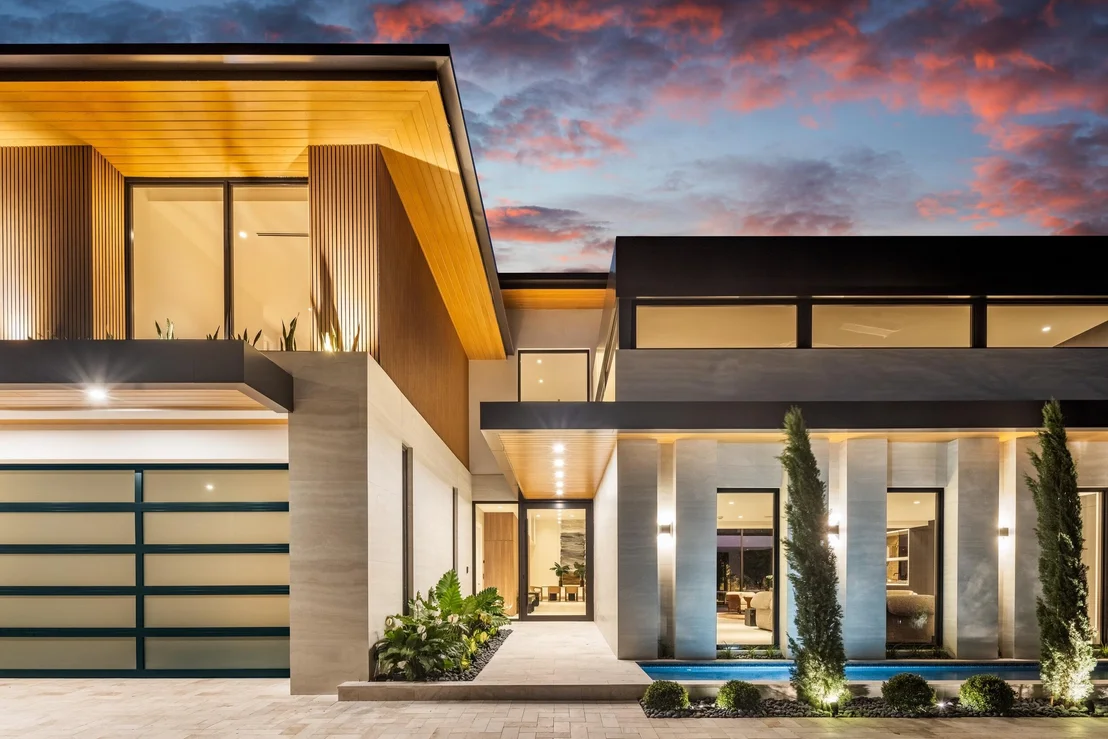 Photo of 1351 Cocoanut Road