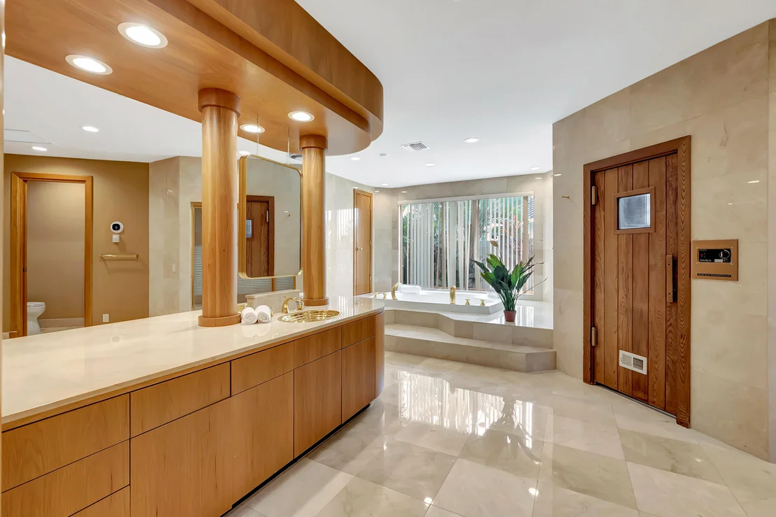 Photo of 7555 Mandarin Drive