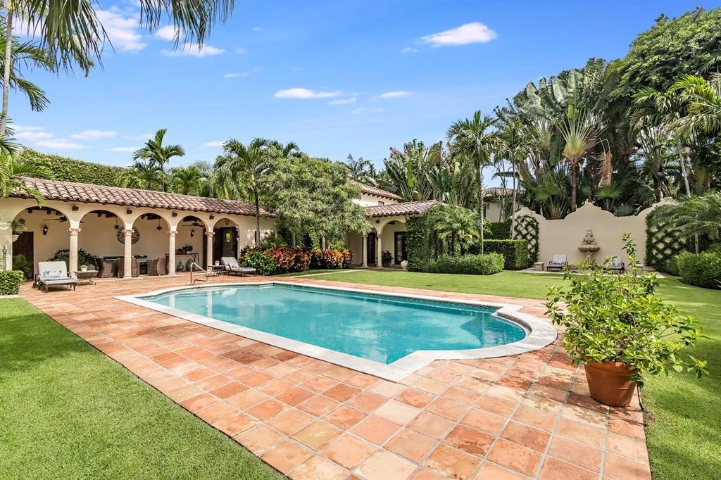 Photo of 235 Dunbar Road